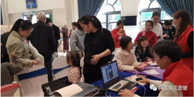 愛心定制抱枕，把幸福抱回家